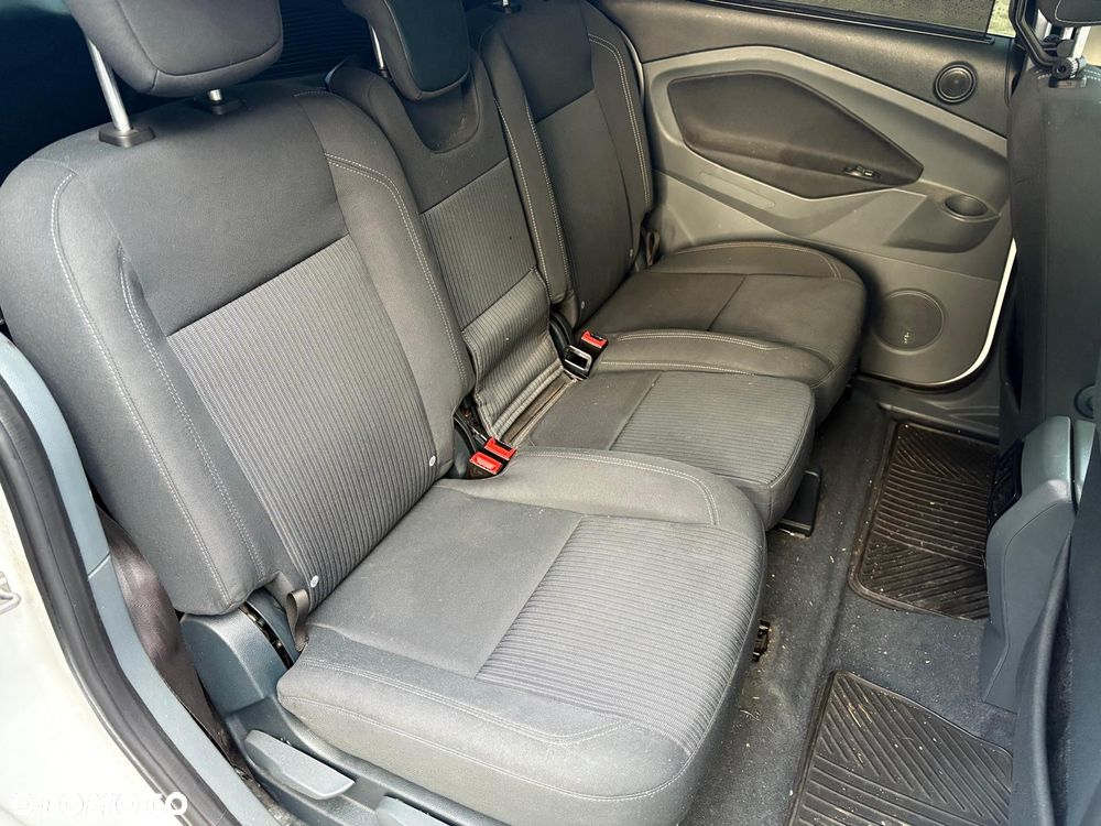 Ford Grand C-MAX 2.0 TDCi Titanium - 27