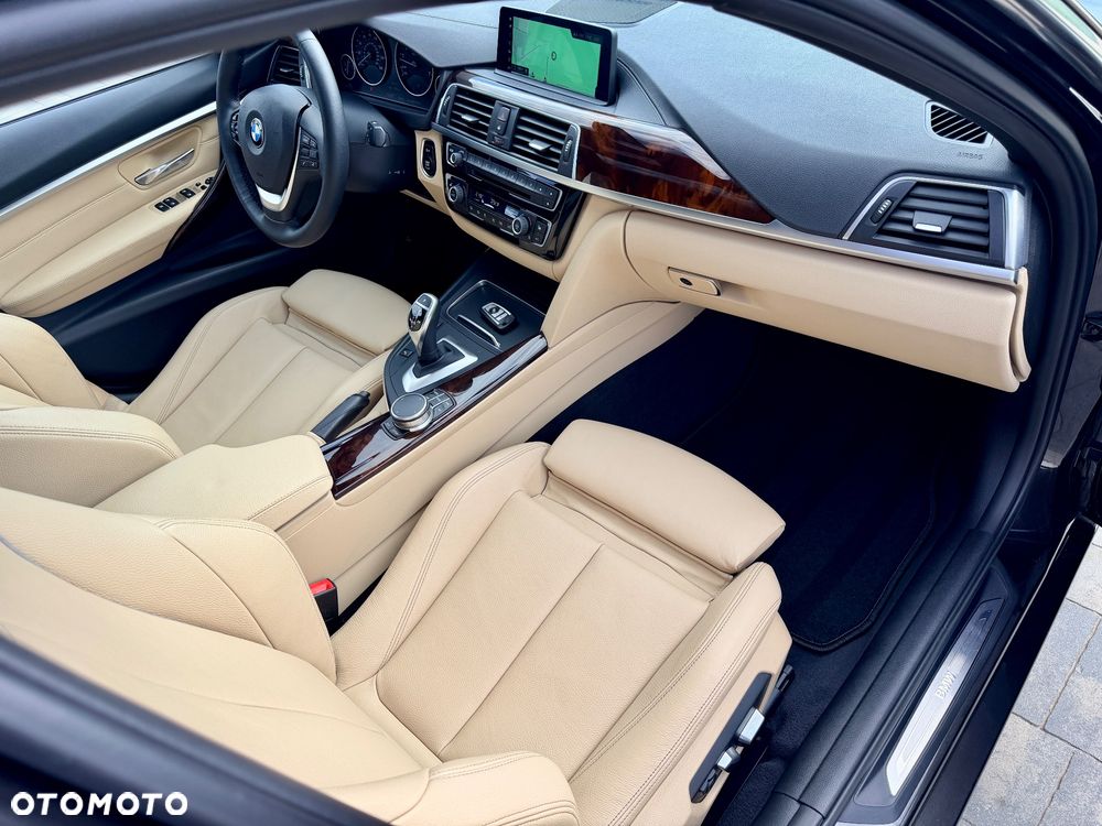 BMW Seria 3 330i Luxury Line - 40
