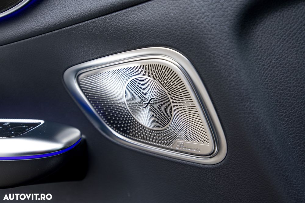 Mercedes-Benz GLC 300 d 4MATIC MHEV - 24