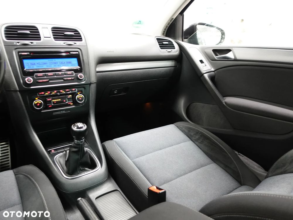 Volkswagen Golf 1.2 TSI BMT Trendline - 34