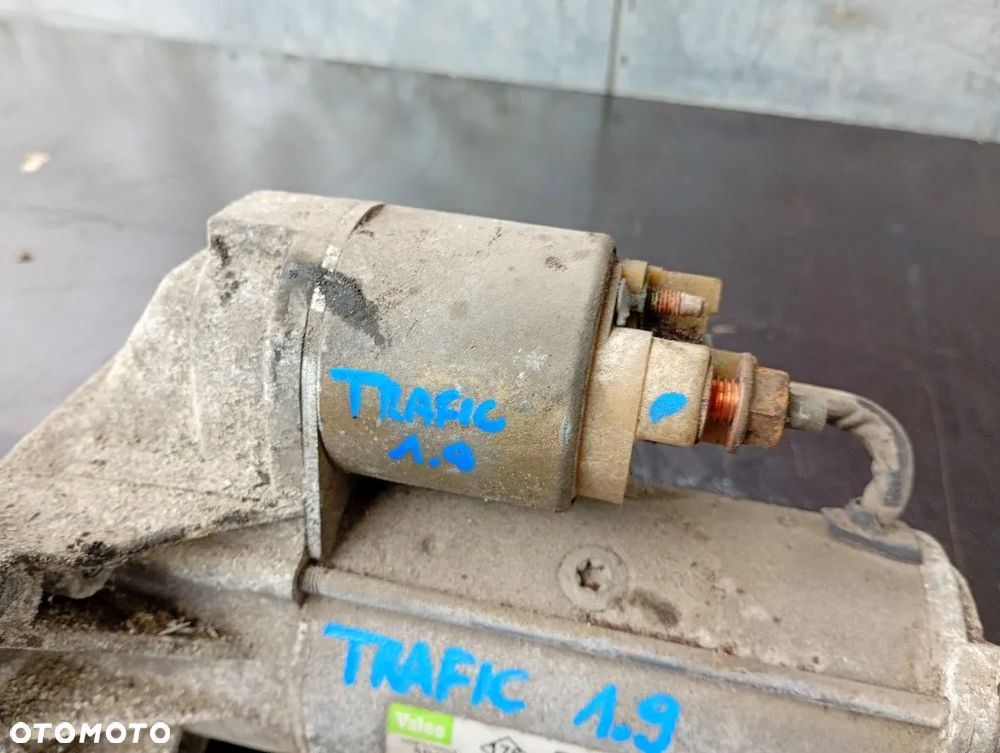 Rozrusznik Valeo Renault Trafic II Opel Vivaro A Nissan Primastar 1.9 DCI - 2