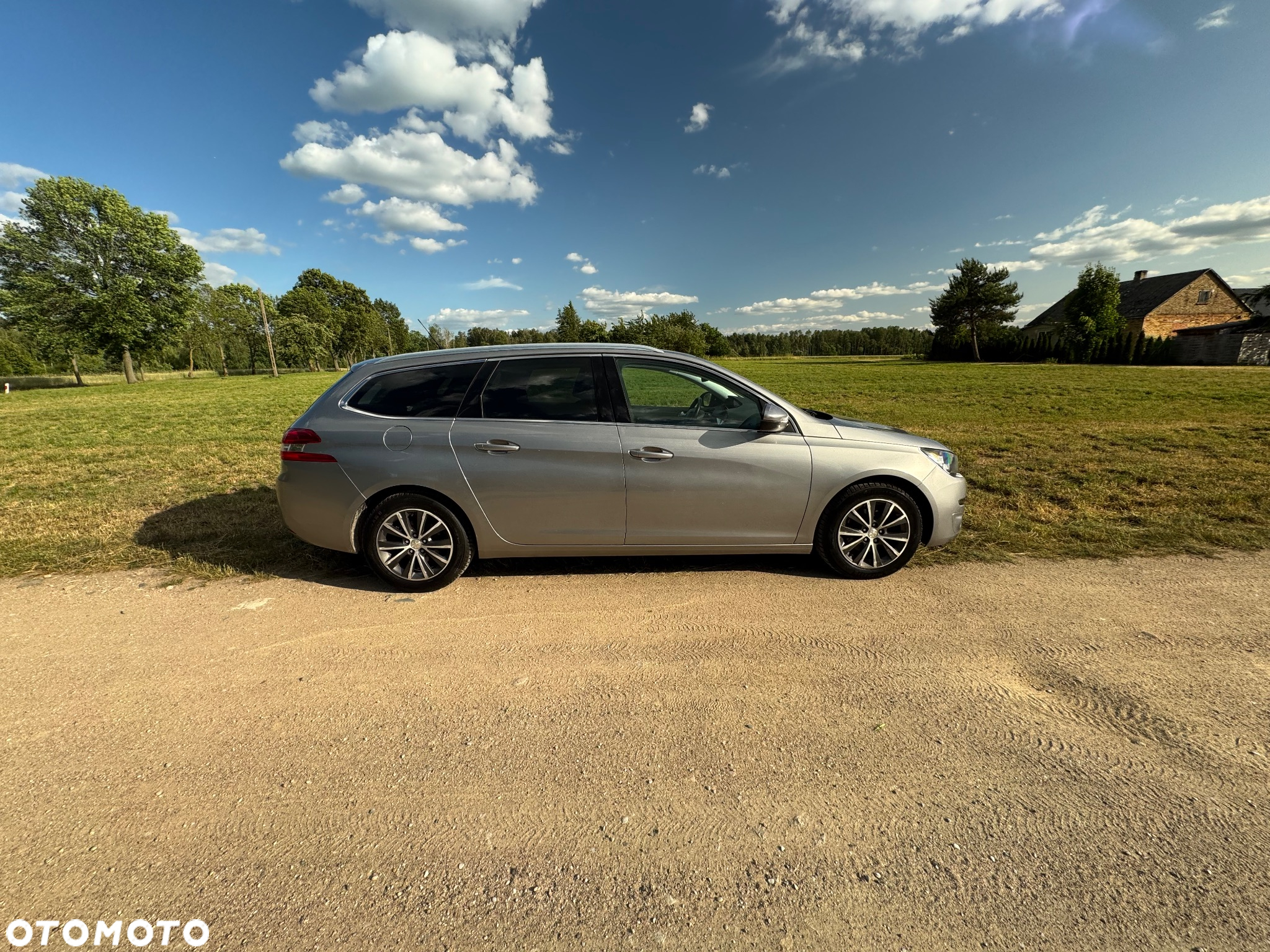 Peugeot 308 1.2 PureTech Allure S&S - 19