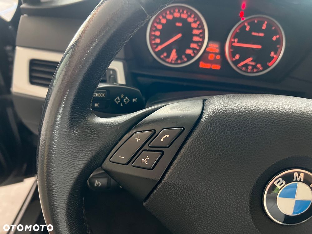 BMW Seria 5 - 31