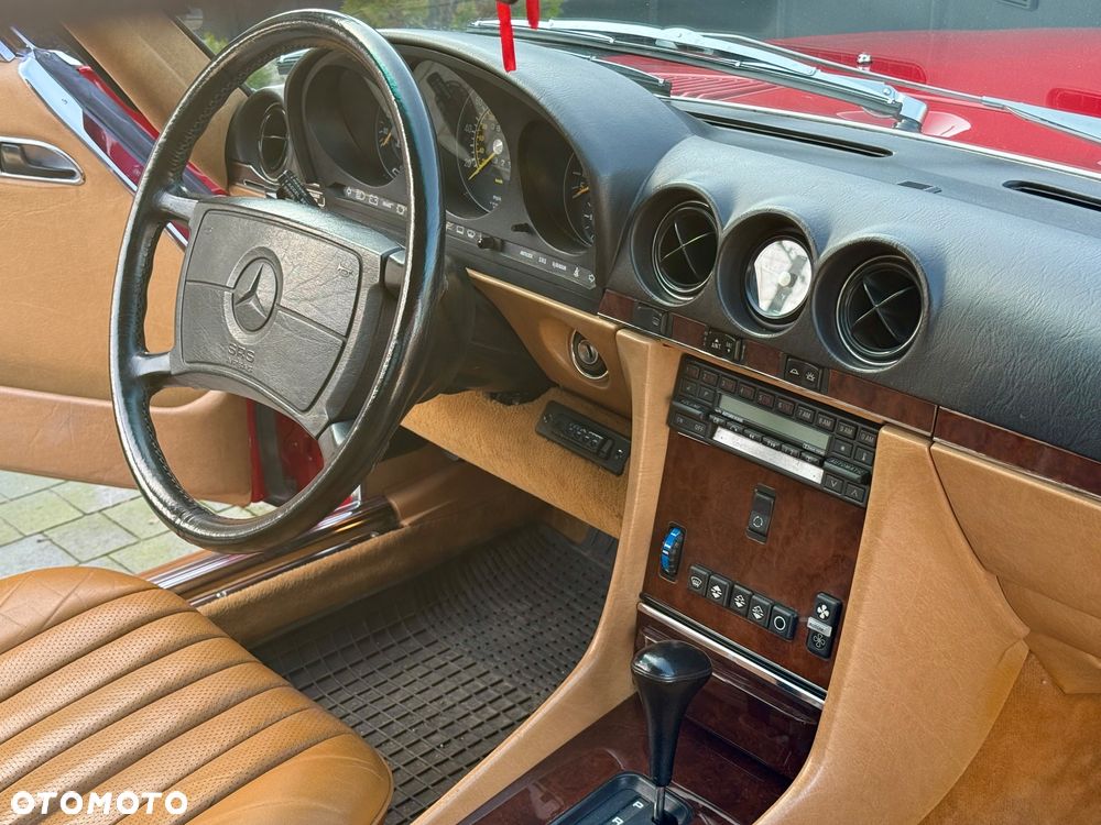 Mercedes-Benz SL - 22