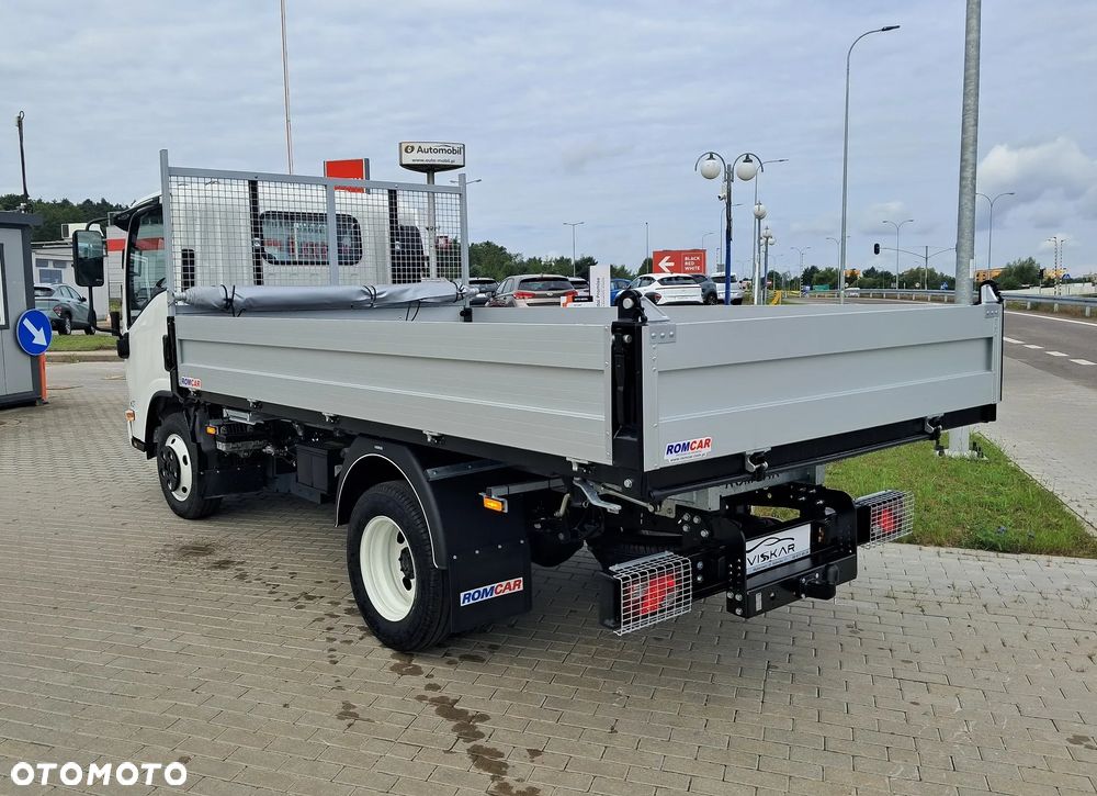 Isuzu M27 Final Edition - 8