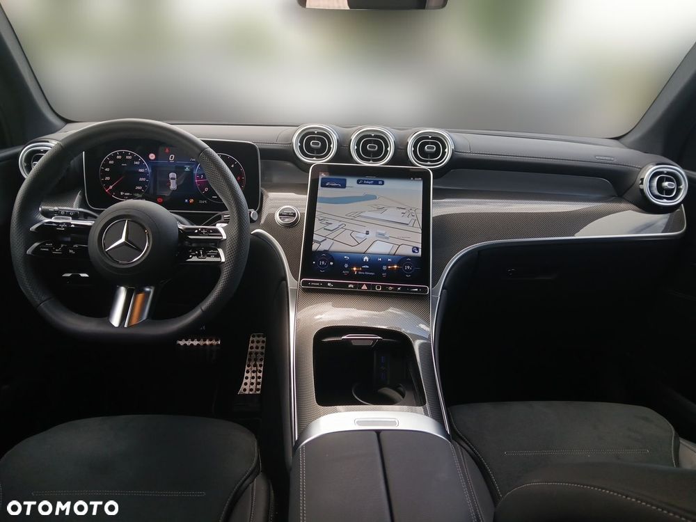 Mercedes-Benz GLC 220 d mHEV 4-Matic AMG Line - 12