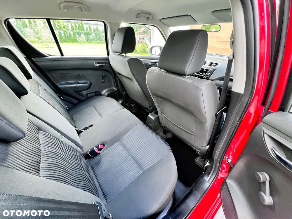 Suzuki Swift - 8