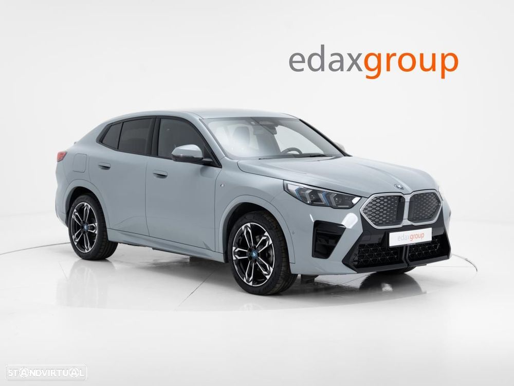 BMW iX2 eDrive20 Pack Desportivo M - 1