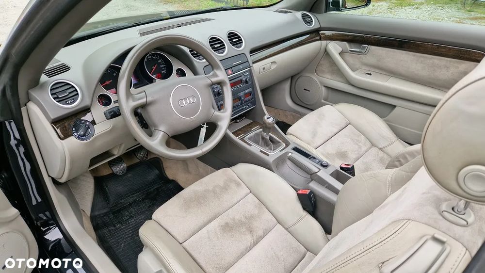 Audi A4 Cabrio 1.8T - 11
