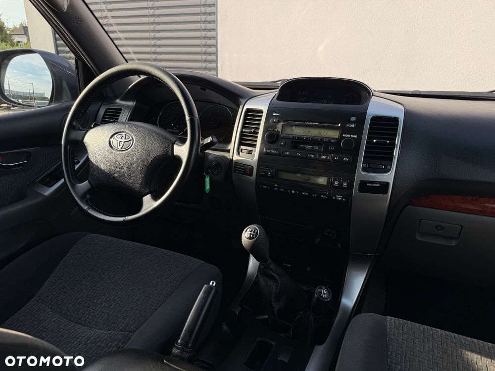 Toyota Land Cruiser D-4D Executive - 28