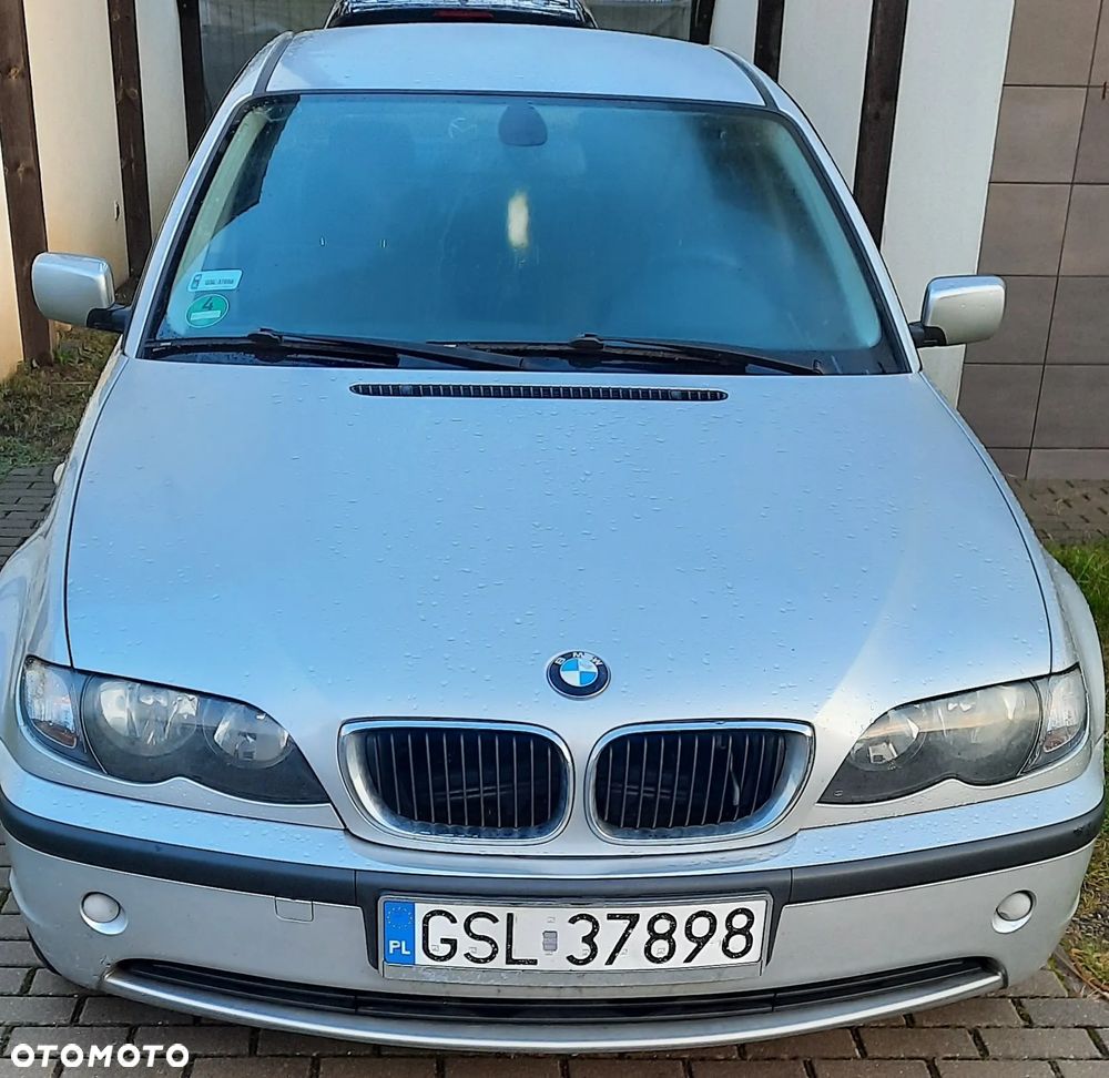 BMW Seria 3 318i - 1