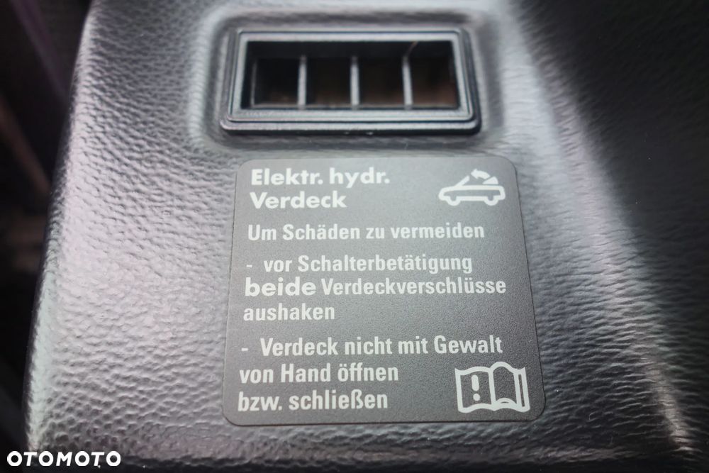 Volkswagen Golf Cabrio 1.8 GL - 23
