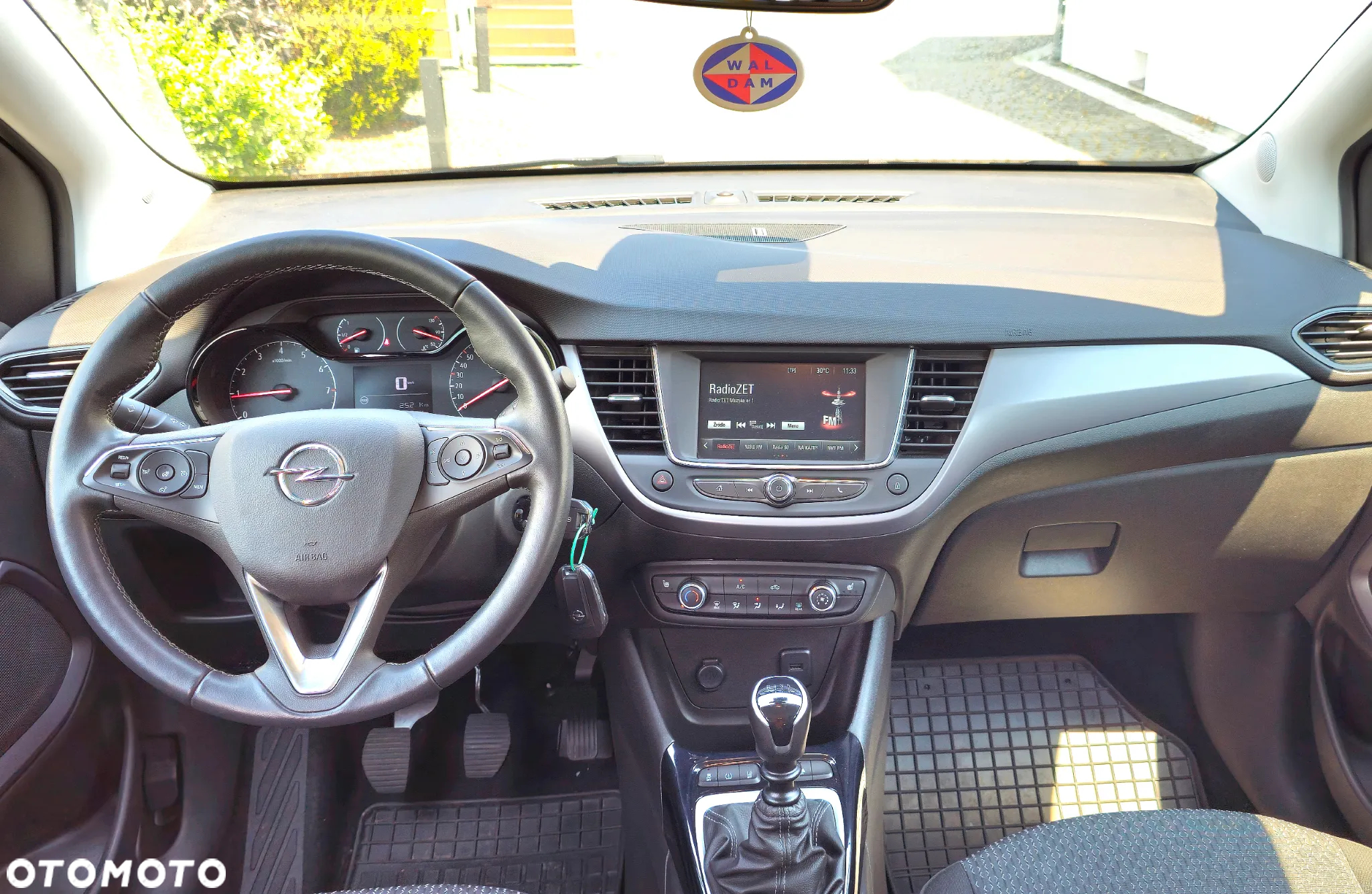 Opel Crossland - 10