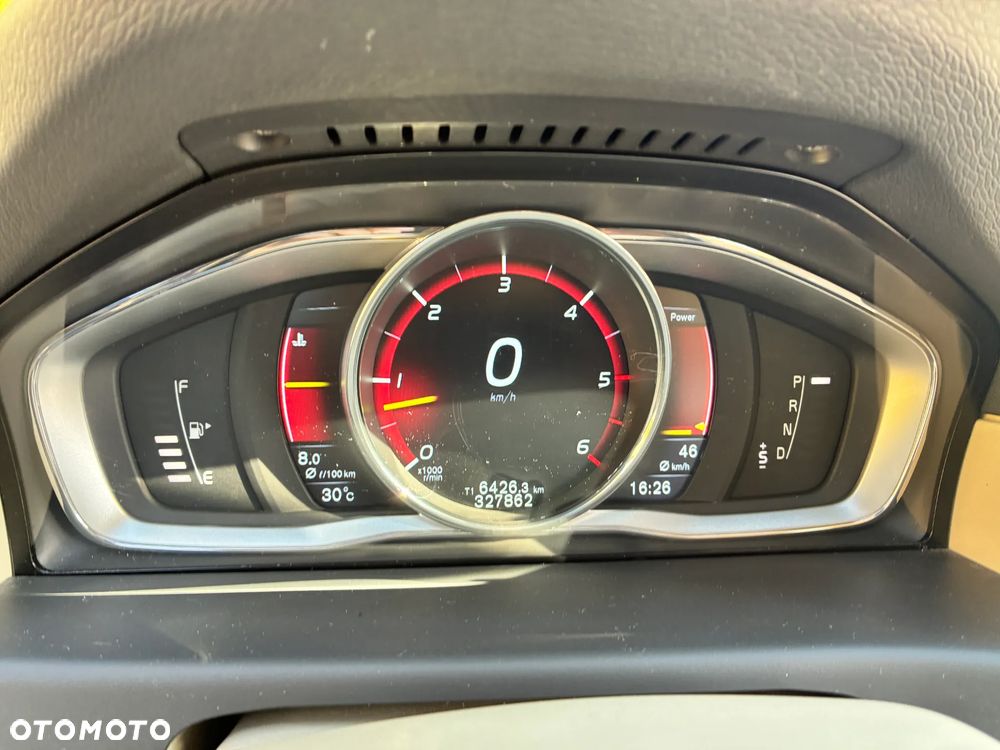 Volvo XC 70 D5 AWD Summum - 7