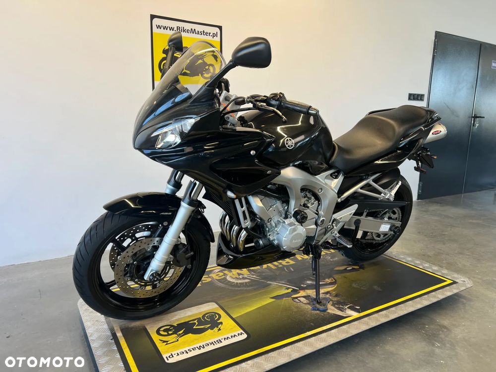 Yamaha FZ6 - 4