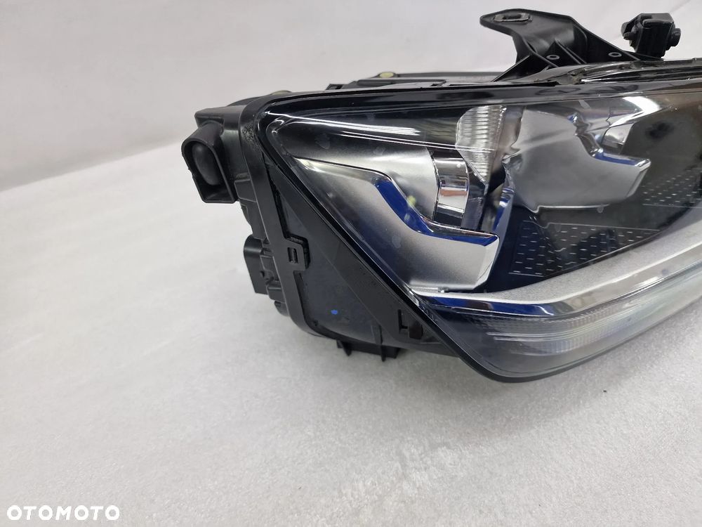AUDI Q2 81A 16- PRAWA ZWYKŁA LAMPA PRZEDNIA PRZÓD , NR 81A941004 , NR AUKCJI LA583 - 2