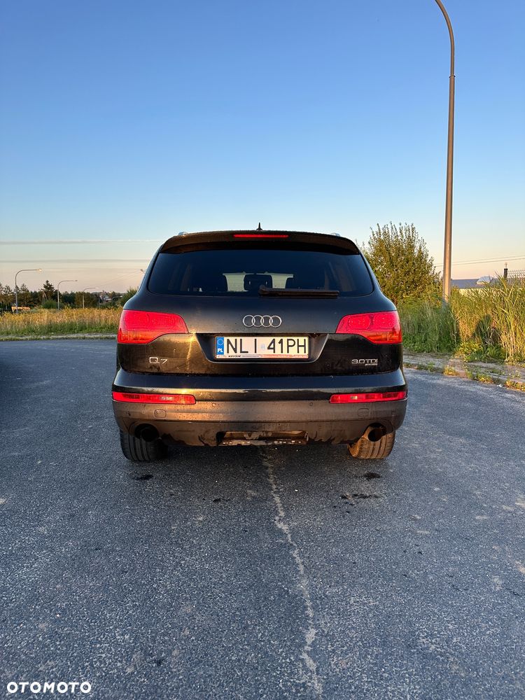 Audi Q7 3.0 TDI Quattro Tiptronic - 6