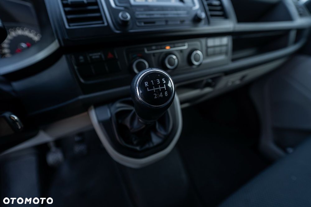 Volkswagen Transporter T5 - 20