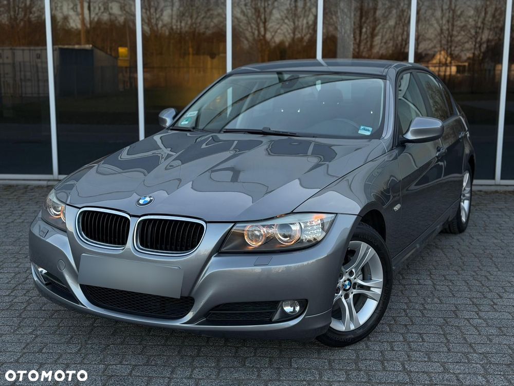 BMW Seria 3 - 36