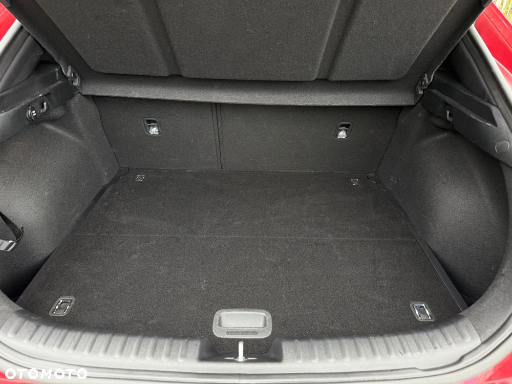 Kia XCeed 1.5 T-GDI M DCT - 13