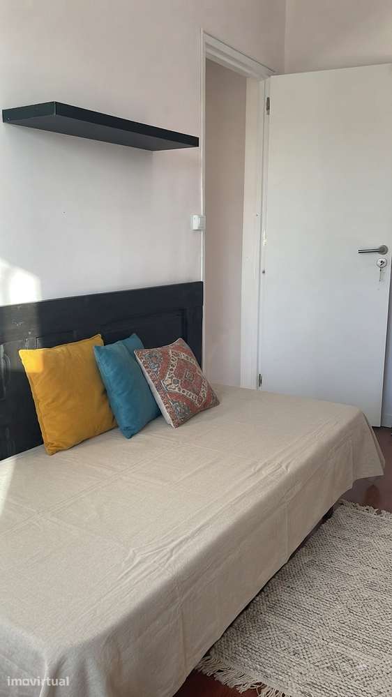 Quarto Individual com Varanda Bairro da Colônias - Grande imagem: 3/16
