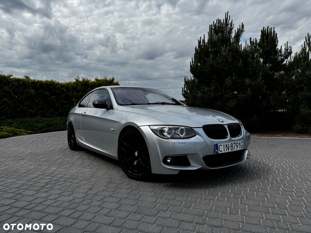 BMW Seria 3 335i M Sport Edition - 1