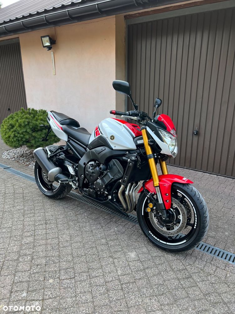 Yamaha FZ8 - 1