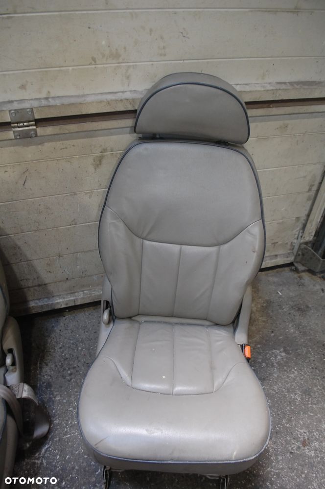 FOTELE OBROTOWE PRZÓD PRZEDNIE + TYŁ 2+5 SKÓRZANE VW SHARAN MK I LIFT 00-10 SEAT ALHAMBRA - 8