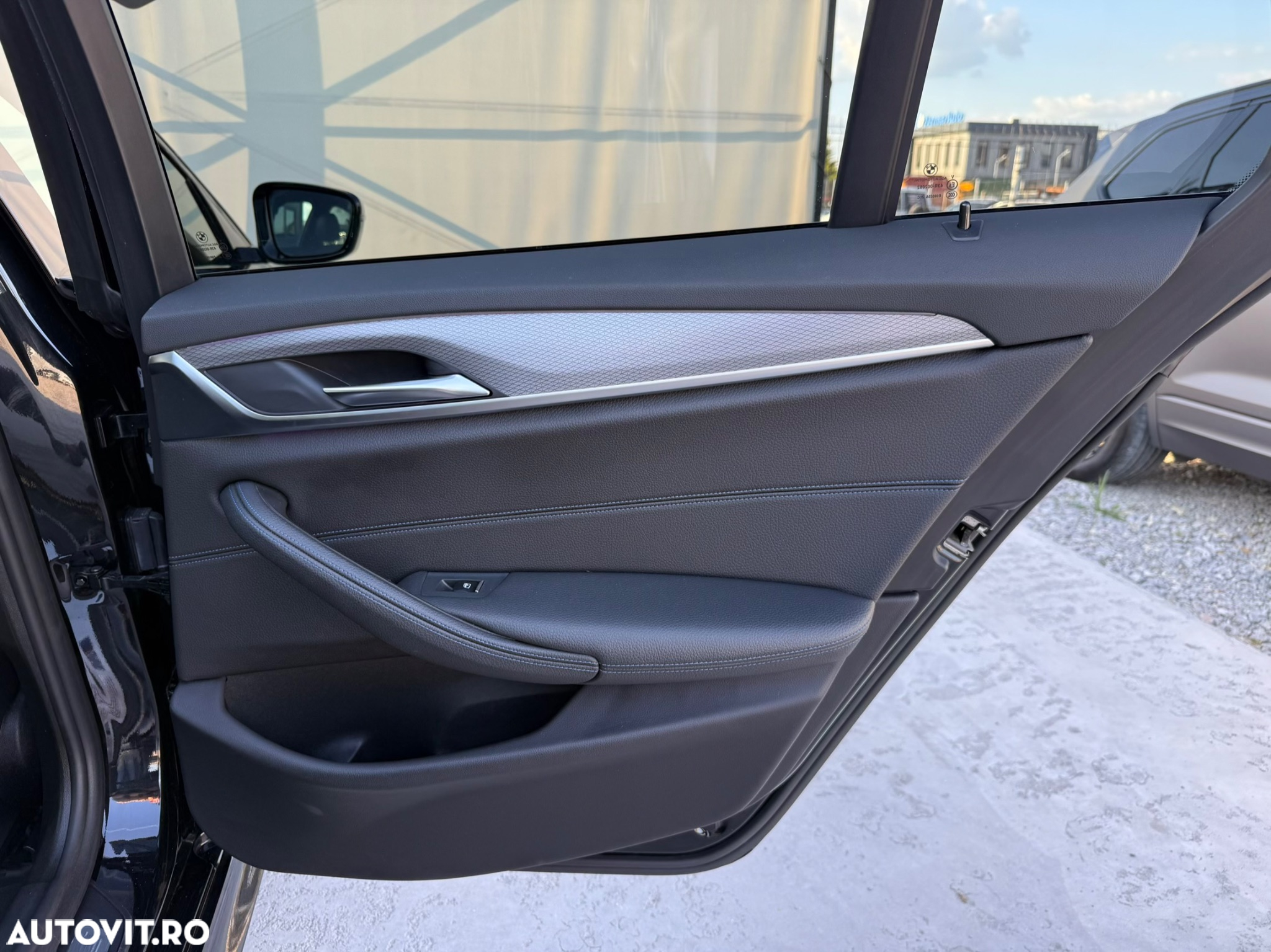 BMW Seria 5 520d Touring Aut. M Sport Edition - 16