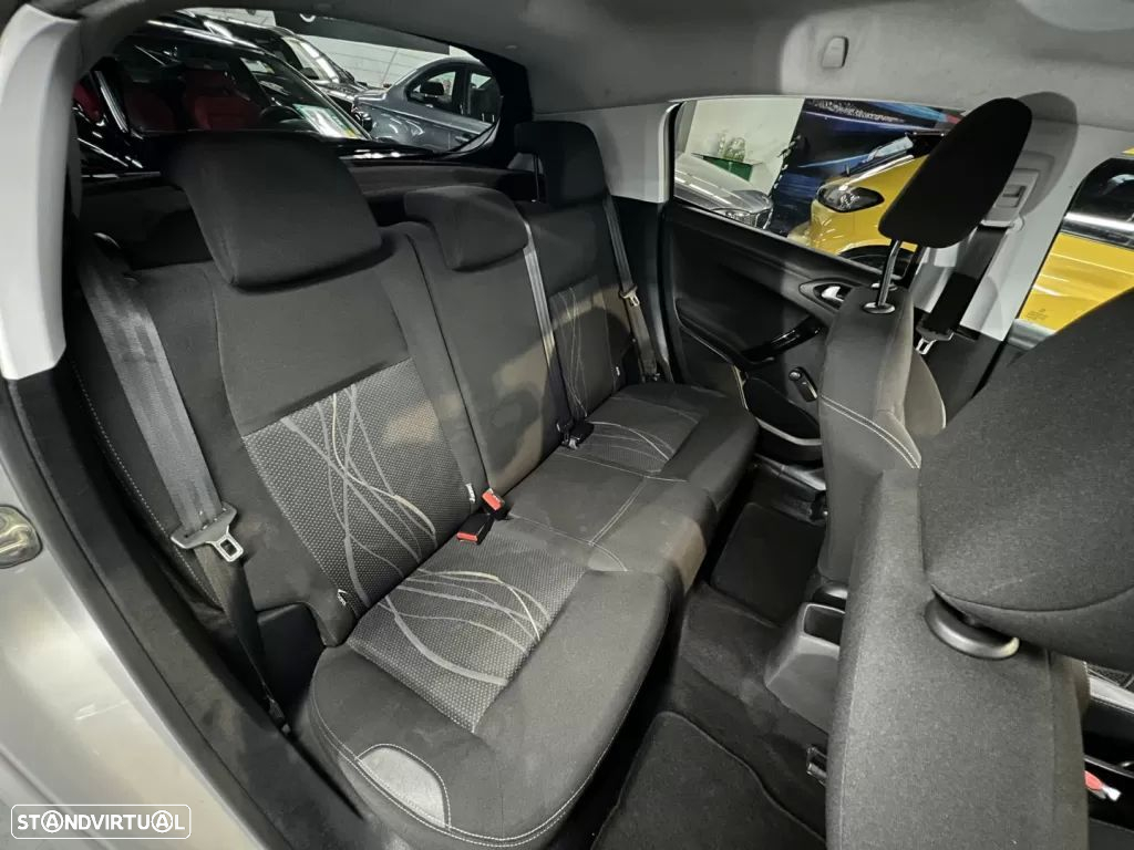 Peugeot 208 1.4 HDi Active - 10