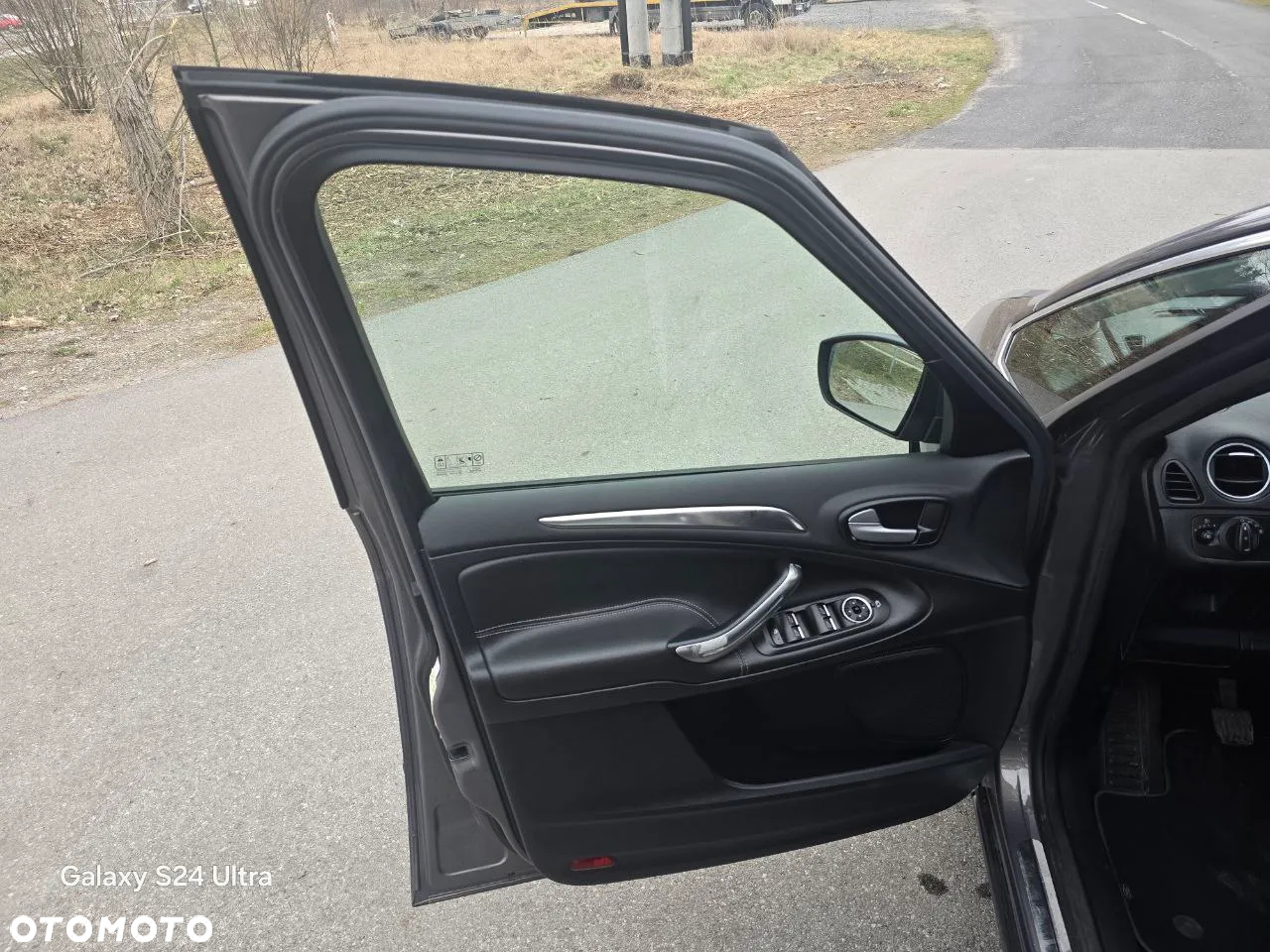 Ford S-Max 2.0 TDCi DPF Titanium - 10