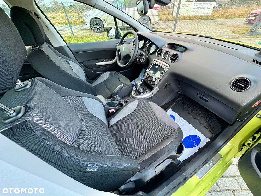 Peugeot 308 1.6 Trendy - 9