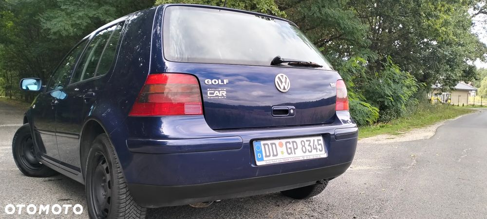 Volkswagen Golf 1.6 - 23