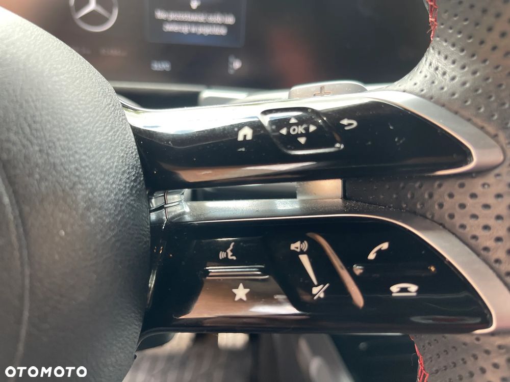 Mercedes-Benz GLB 200 d AMG Line 8G-DCT - 21