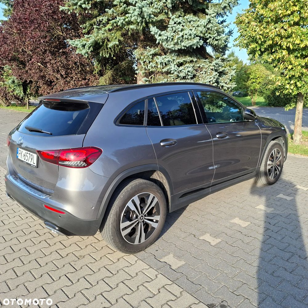 Mercedes-Benz GLA 200 Style - 6