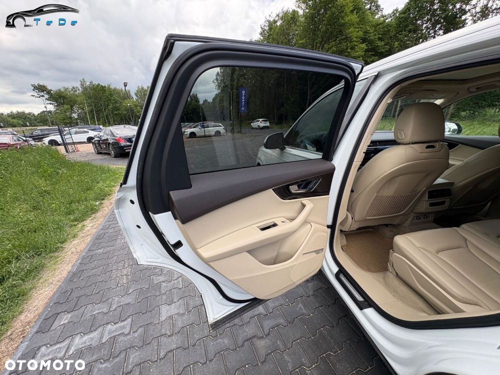Audi Q7 3.0 TFSI Quattro Tiptronic - 30