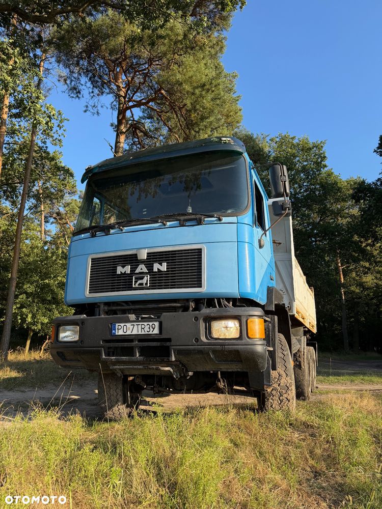 MAN 33.322 - 8