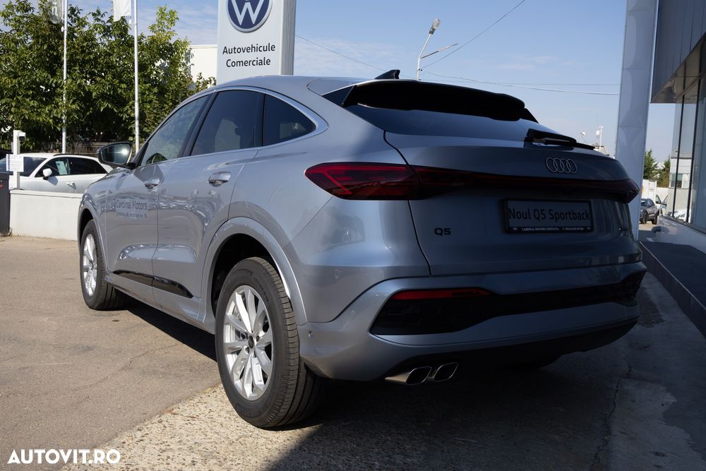 Audi Q5 40 TDI quattro S tronic MHEV Advanced - 8