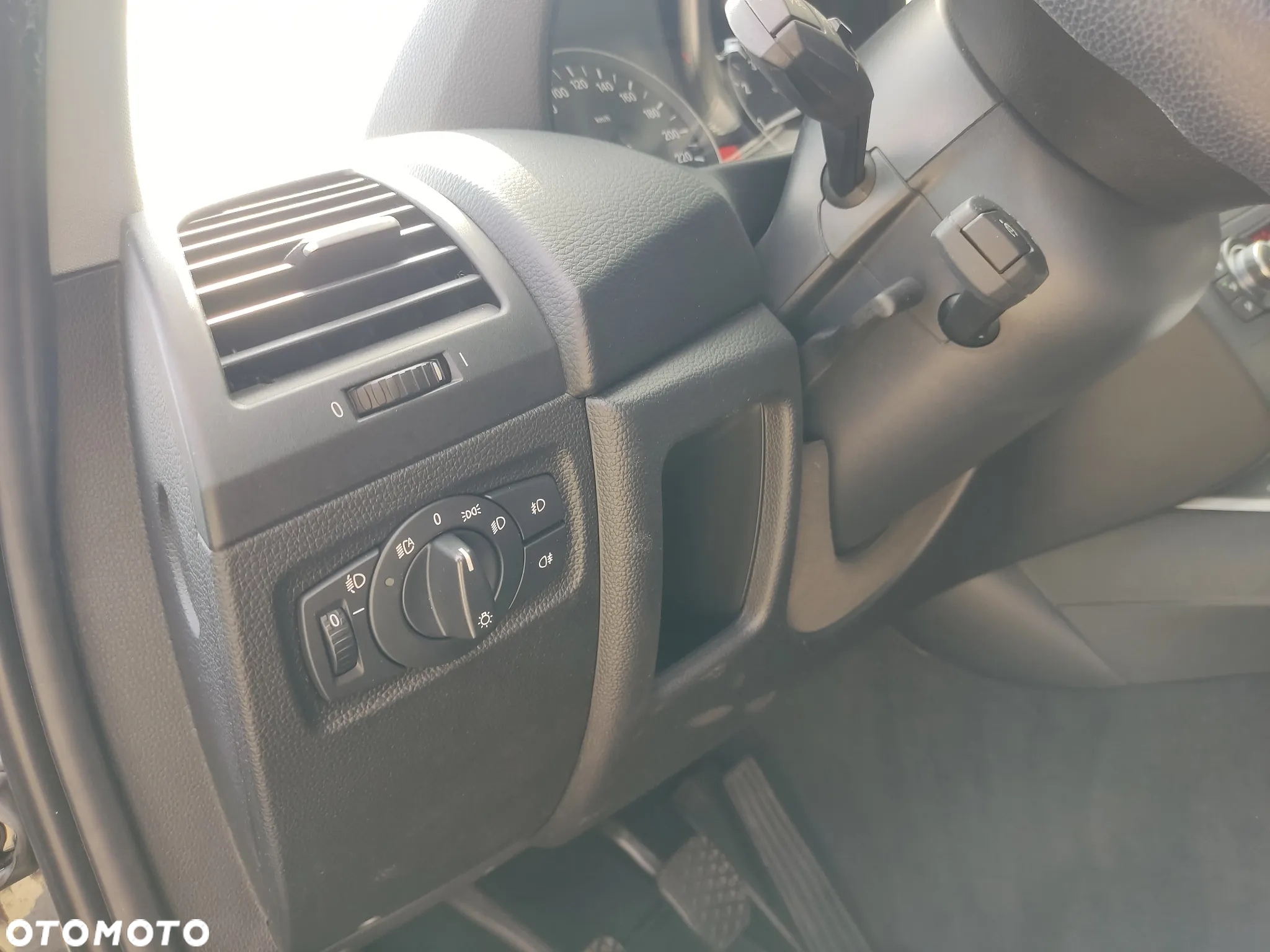 BMW Seria 1 - 28