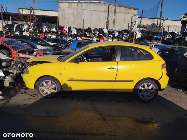 Seat ibiza 3 1,9 tdi ozn. asz 130 km  i skrzynią 6 biegów ozn. FJW
