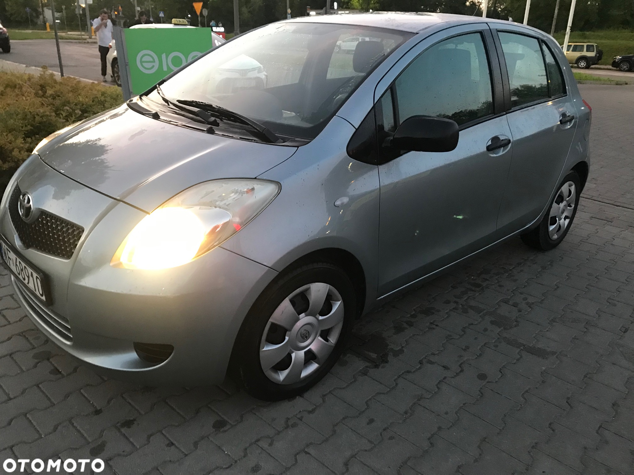 Toyota Yaris 1.3 Luna - 8