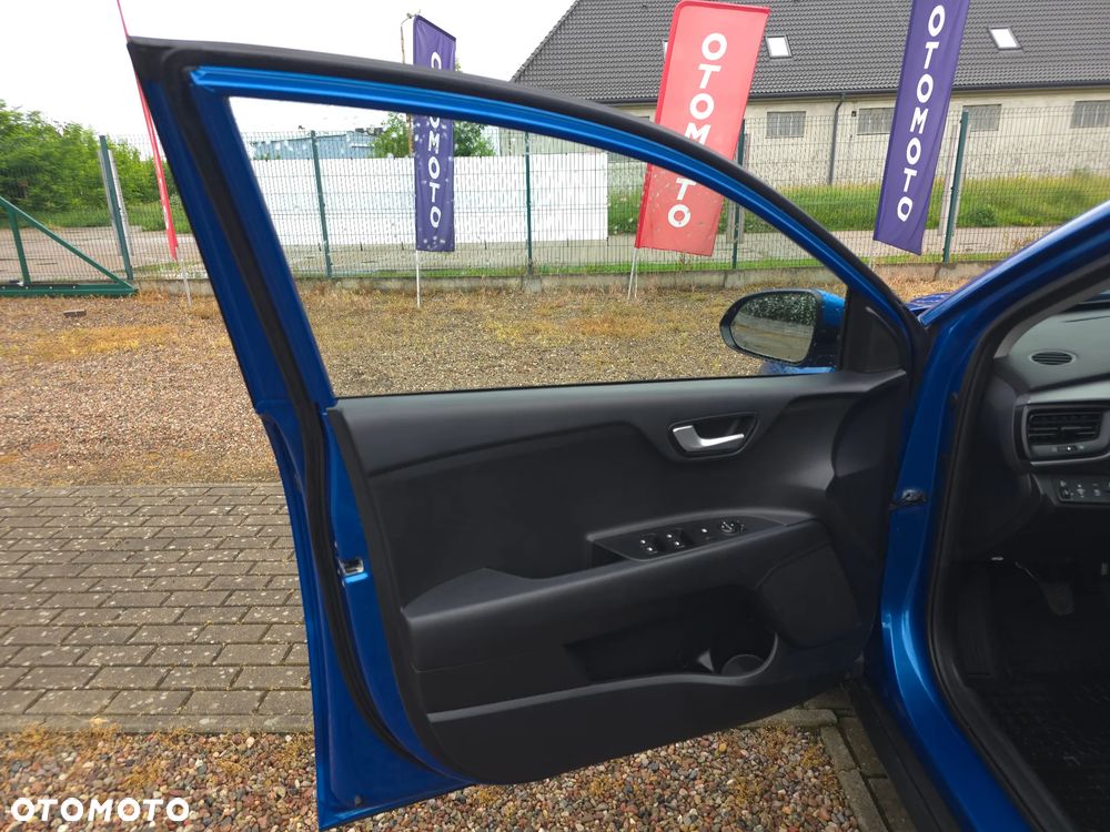 Kia Stonic 1.2 L Business Line - 18