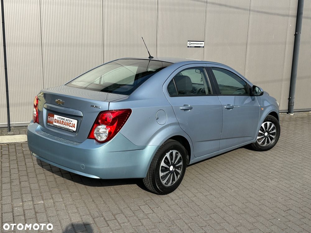 Chevrolet Aveo 1.2 LT - 11