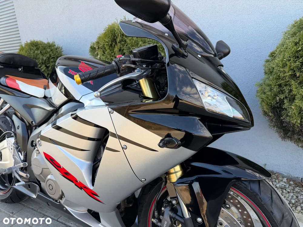 Honda CBR - 10