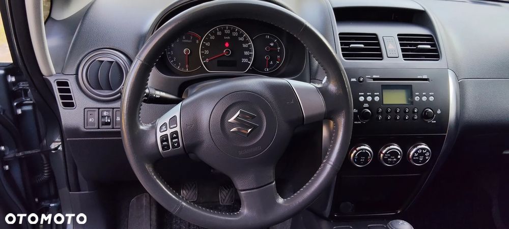 Suzuki SX4 1.6 VVT 4x2 Comfort Dance - 22