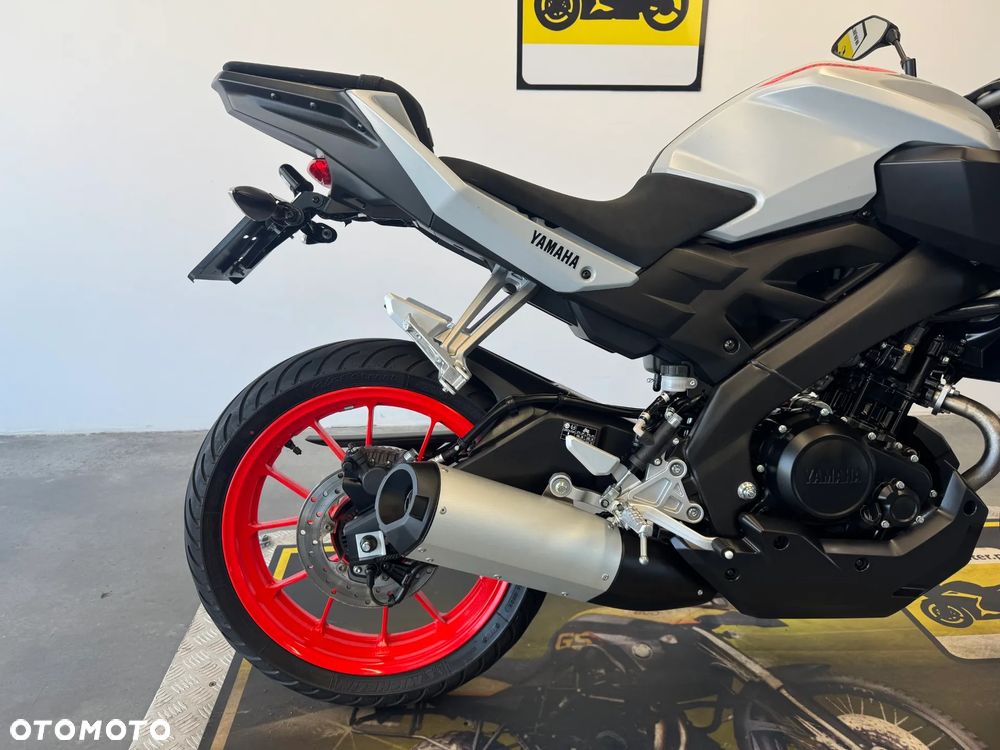Yamaha MT - 16