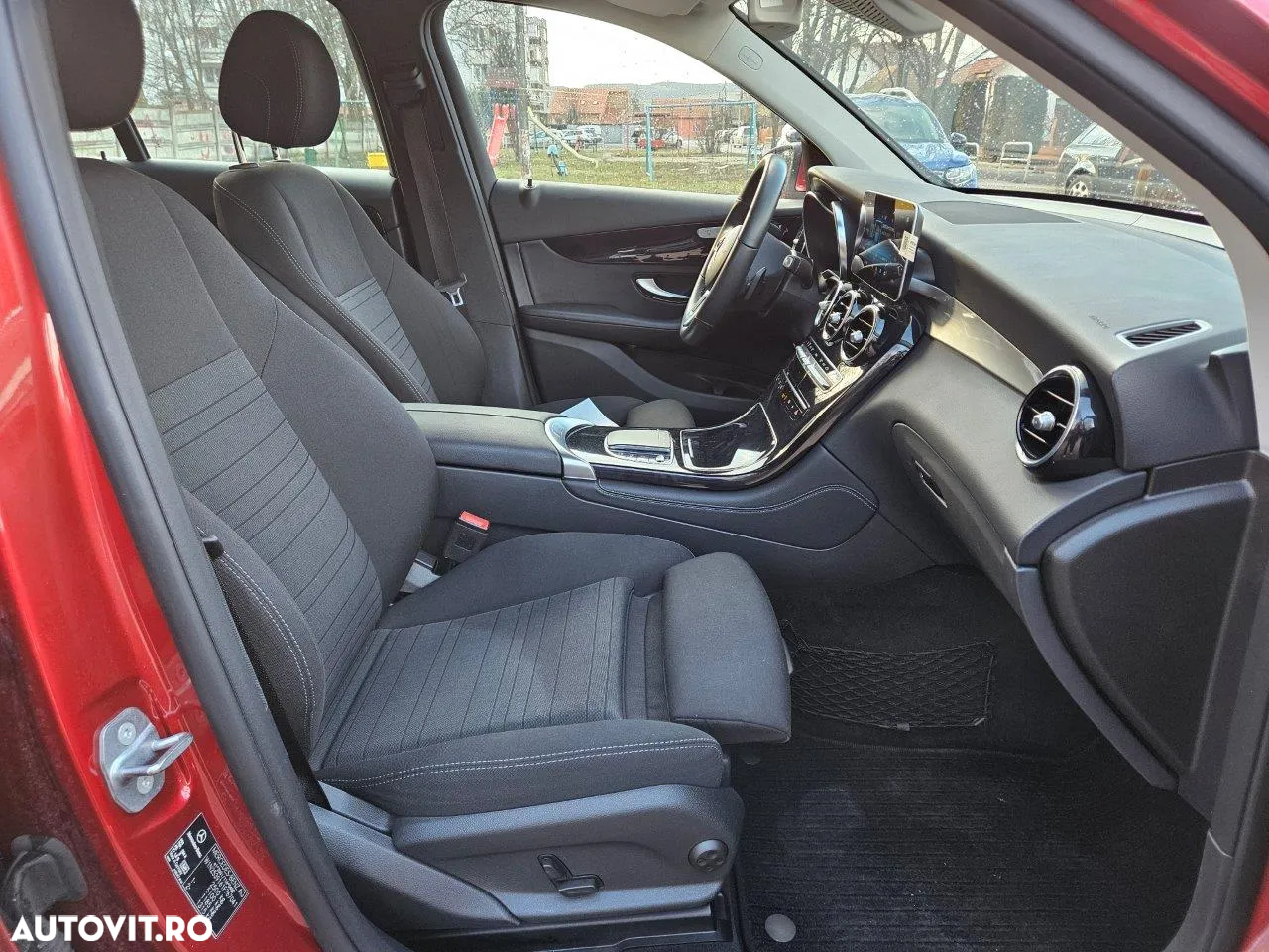 Mercedes-Benz GLC 200 d 4Matic 9G-TRONIC - 20