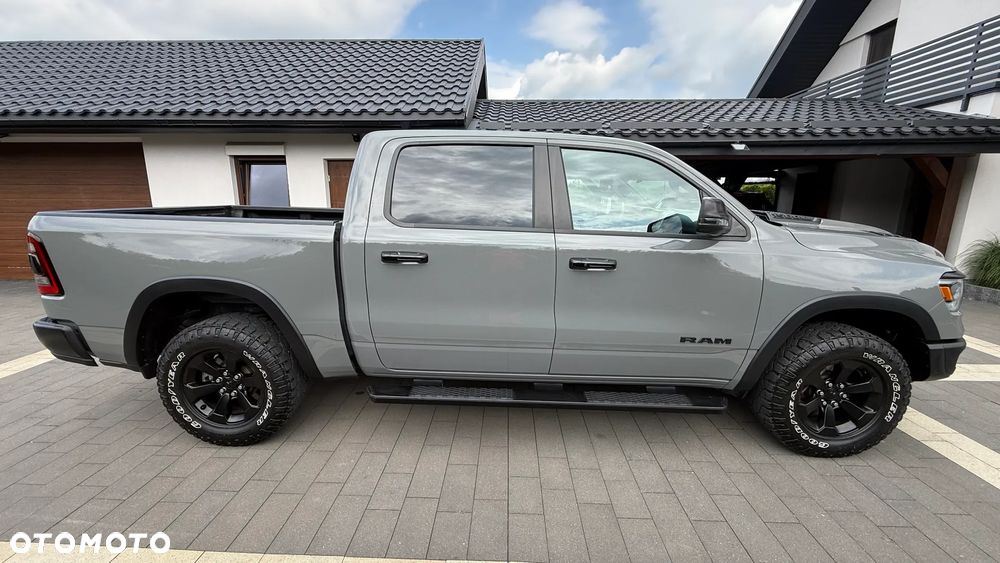 Dodge RAM - 4
