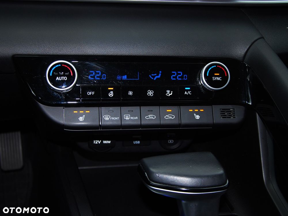 Hyundai Elantra 1.6 Smart CVT - 25