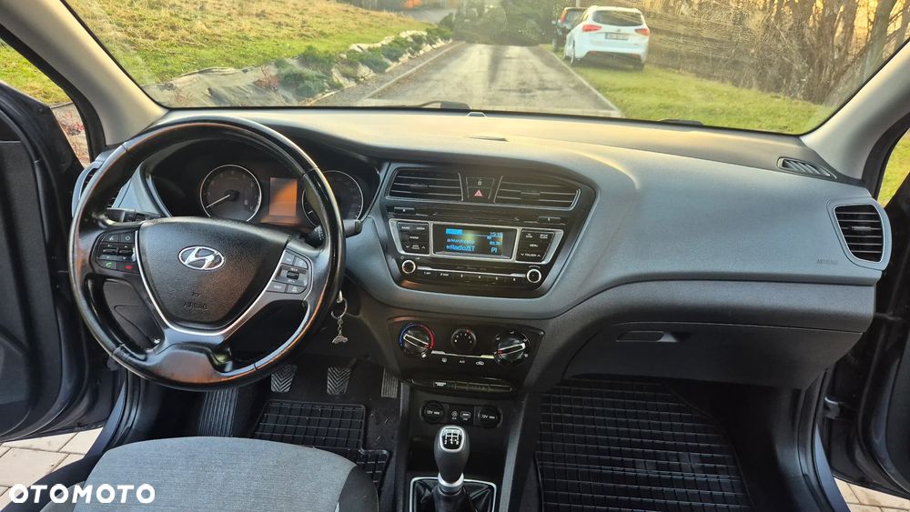 Hyundai i20 1.2 Intro Edition - 8